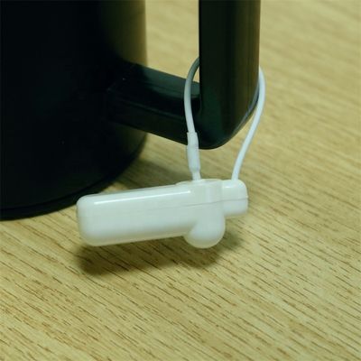 Retail Store EAS 8.2MHz Hard RF Security Tag White With Steel Wire